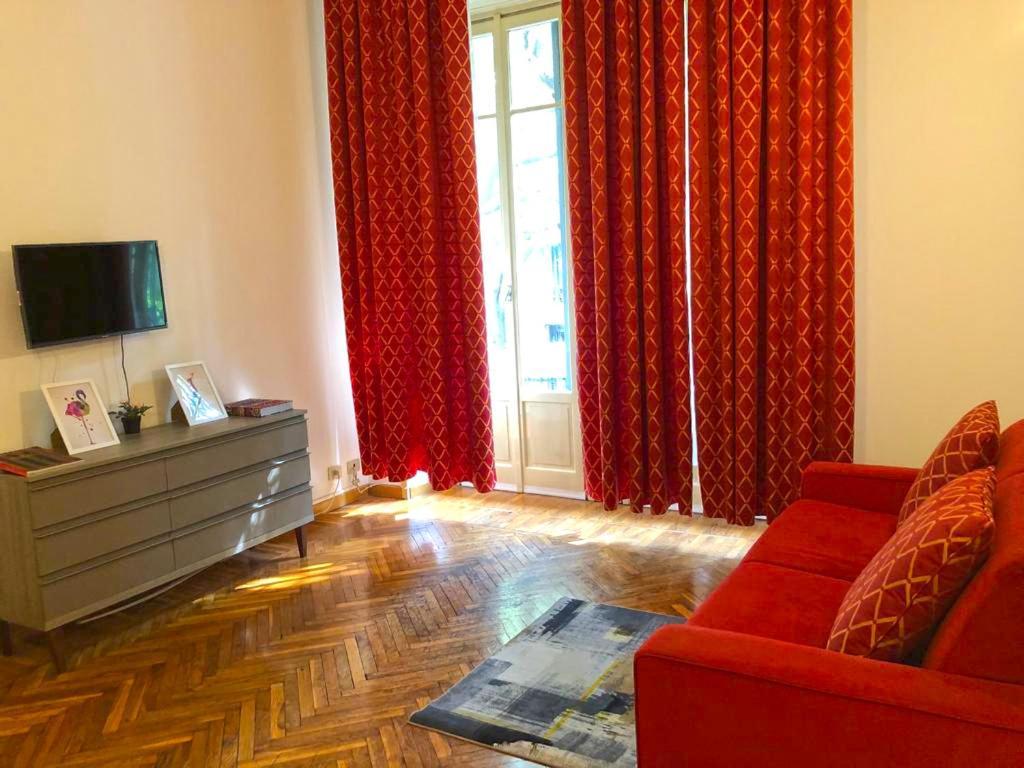 Castel Morrone Apartment Milano Exteriör bild